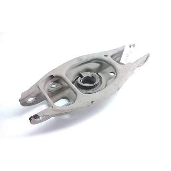 BRAZO SUSPENSION INFERIOR TRASERO DERECHO 6764420 