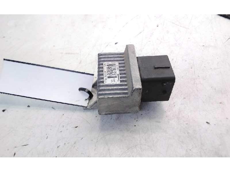 Recambio de caja precalentamiento para dacia dokker ambiance referencia OEM IAM 110678071R  
