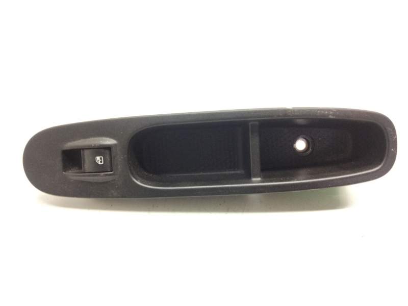 Recambio de mando elevalunas delantero derecho para fiat punto evo (199_) 1.3 d multijet referencia OEM IAM 735500049  