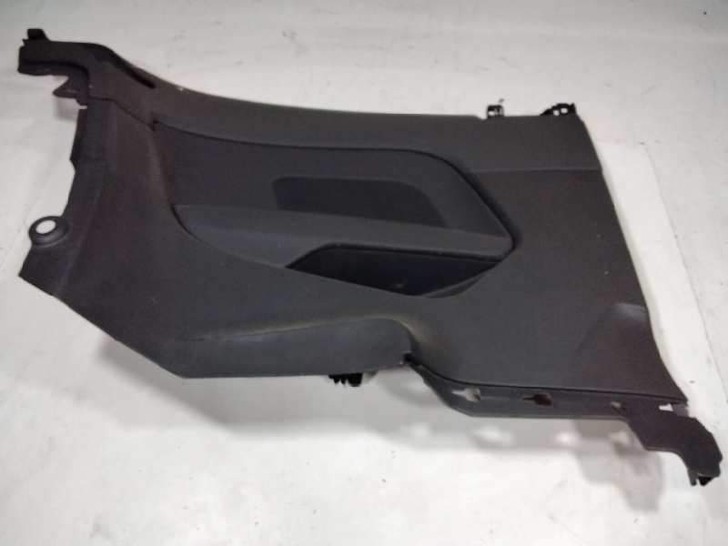 Recambio de guarnecido puerta trasera izquierda para audi a3 (8v) ambiente referencia OEM IAM   