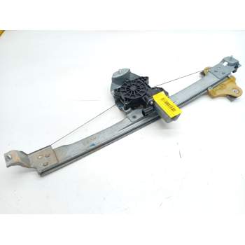 ELEVALUNAS DELANTERO DERECHO 807200713R 