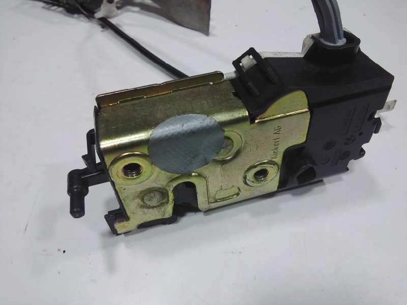 Recambio de cerradura puerta delantera derecha para citroën c4 coupe vtr referencia OEM IAM 9681332080Q02  