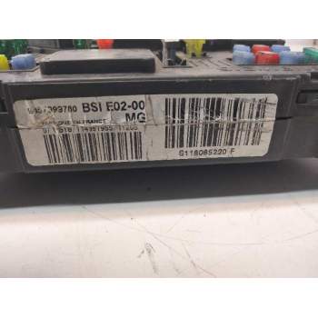 Recambio de caja fusibles para peugeot 206+ básico referencia OEM IAM 9657999780  