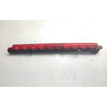 LUZ CENTRAL DE FRENO 8D9945097B 