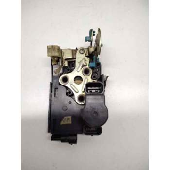 Recambio de cerradura puerta delantera izquierda para daewoo leganza 2.0 cdx referencia OEM IAM 7F18  