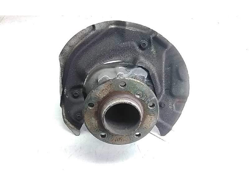 Recambio de mangueta delantera derecha para bmw serie 3 berlina (e90) 320d referencia OEM IAM 676444402  