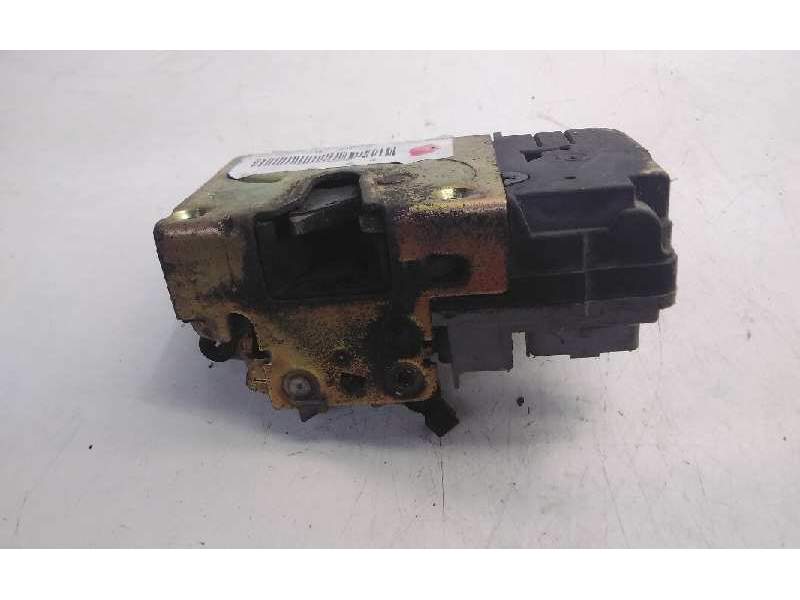 Recambio de cerradura puerta delantera derecha para peugeot 206 berlina xs referencia OEM IAM 9136J1  