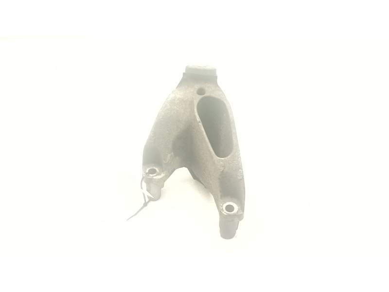 Recambio de soporte motor para audi a4 b8 (8k2) 2.7 tdi referencia OEM IAM 8K0199307CD  