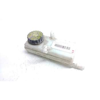 Recambio de deposito servo para peugeot 308 referencia OEM IAM 0204051329  