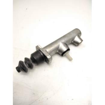 BOMBA EMBRAGUE 615 