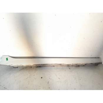 Recambio de talonera derecha para bmw 2 gran tourer (f46) 218 d referencia OEM IAM 51777318852  