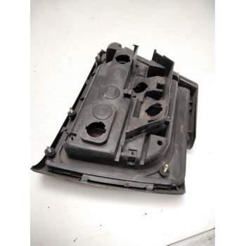 Recambio de piloto trasero izquierdo para nissan bluebird (t72 , t12, u12) 1.6 referencia OEM IAM IKI 4352  