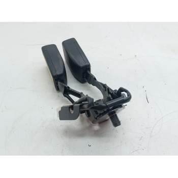Recambio de enganche cinturon trasero derecho para mazda cx-5 (kf) 2.2 d referencia OEM IAM   
