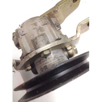Recambio de bomba direccion para nissan terrano ii (r20) 2.7 td 4wd referencia OEM IAM 491100F003 7692974101 ZF