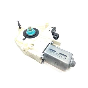 MOTOR ELEVALUNAS DELANTERO DERECHO 8K0959802 