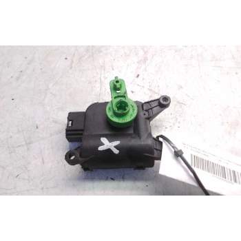 MOTOR APERTURA TRAMPILLAS CLIMATIZADOR 0132801324 