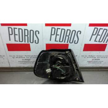 Recambio de piloto trasero derecho para nissan almera (n15) 1.4 16v cat referencia OEM IAM A06HB  42392