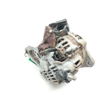 Recambio de alternador para nissan pick up (d22) 2.5 di referencia OEM IAM 23100VK010  