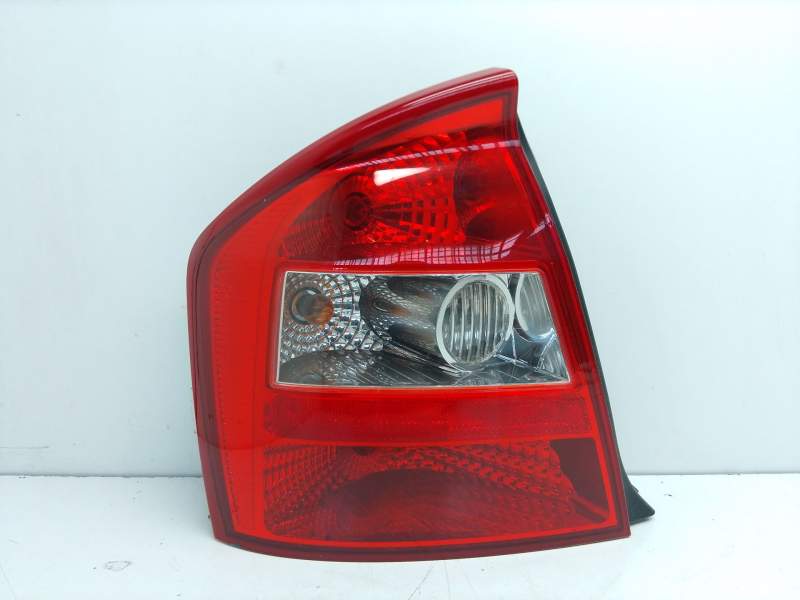 Recambio de piloto trasero izquierdo para kia cerato i hatchback (ld) 2.0 referencia OEM IAM 924012F210  
