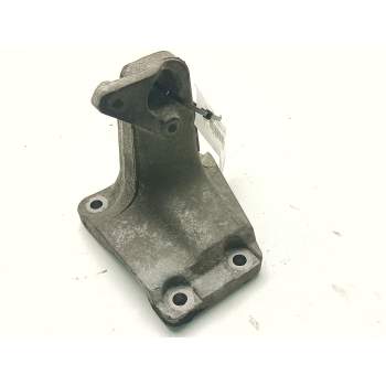 Recambio de soporte motor derecho superior para bmw 1 (f21) 120 d referencia OEM IAM 22116788612  