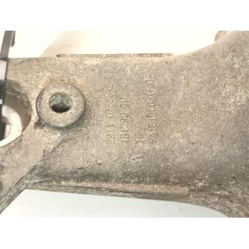 Recambio de soporte motor derecho superior para bmw 1 (f21) 120 d referencia OEM IAM 22116788612  