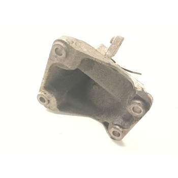 Recambio de soporte motor derecho superior para bmw 1 (f21) 120 d referencia OEM IAM 22116788612  