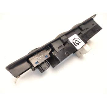 Recambio de mando elevalunas delantero izquierdo para kia cerato i hatchback (ld) 2.0 referencia OEM IAM 621W05560  
