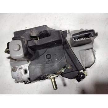 Recambio de cerradura puerta delantera izquierda para citroën xsara picasso 2.0 hdi sx referencia OEM IAM 9135H5  