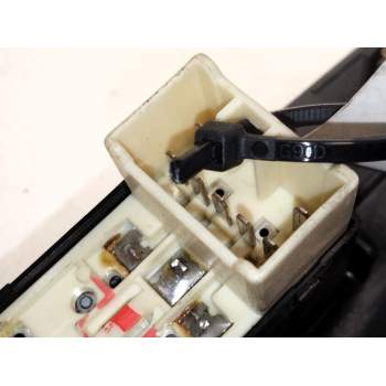 Recambio de mando elevalunas trasero derecho para kia cerato i hatchback (ld) 2.0 referencia OEM IAM 935782D000  