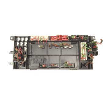 Recambio de caja fusibles para iveco stralis (as) referencia OEM IAM 41221000  