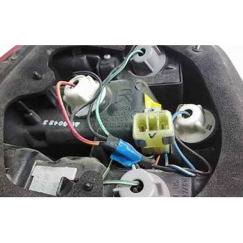 Recambio de piloto trasero derecho para hyundai lantra (j1) referencia OEM IAM A980423  42785