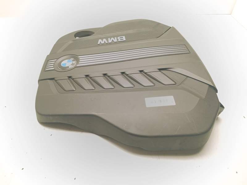 Recambio de tapa motor para bmw x5 (e70) xdrive 30 d referencia OEM IAM 13717812063  