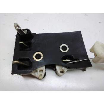Recambio de cerradura puerta trasera izquierda para audi 100 berlina (443) básico referencia OEM IAM 443839015M  