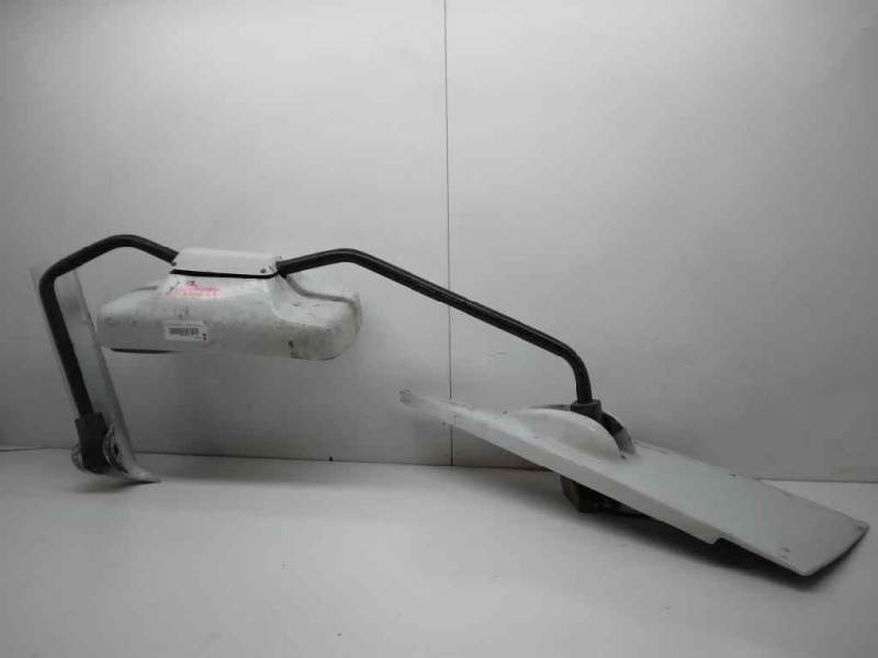 Recambio de retrovisor izquierdo para renault premium route 2006 fg 4x2 larga distancia referencia OEM IAM   