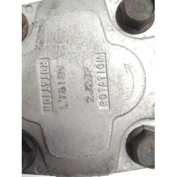 Recambio de bomba hidraulica para toyota referencia OEM IAM L7513V 2J2BP CARRETLLA