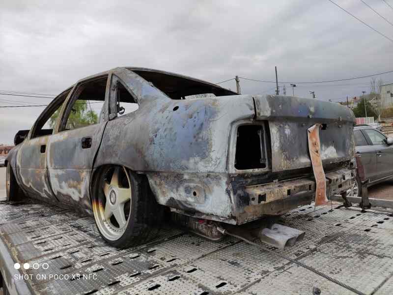 opel vectra a del año 1993