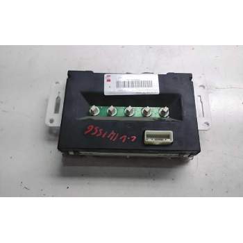 Recambio de pantalla multifuncion para nissan almera (n16/e) acenta referencia OEM IAM NS0145792 21677652  
