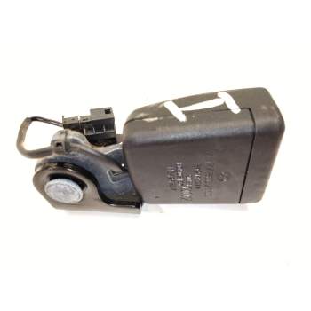 ENGANCHE CINTURON TRASERO IZQUIERDO A1778602100 