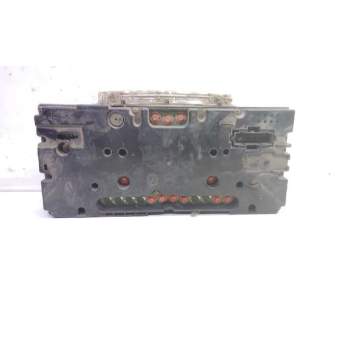Recambio de cuadro instrumentos para peugeot 205 berlina 1.8 diesel referencia OEM IAM 87001323  42900