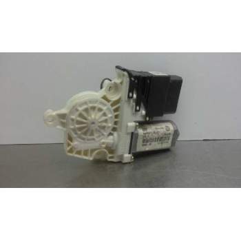 MOTOR ELEVALUNAS TRASERO IZQUIERDO 1C0959811A 