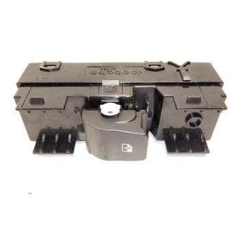 MANDO ELEVALUNAS TRASERO DERECHO 93581G3010 