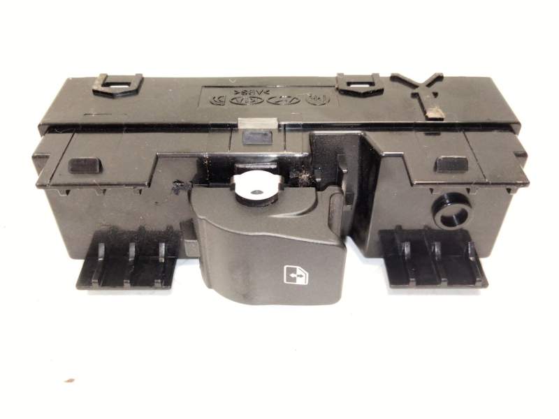 Recambio de mando elevalunas trasero derecho para hyundai i30 (pde, pd, pden) 1.6 crdi referencia OEM IAM 93581G3010  