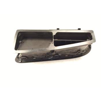 Recambio de aireador central para peugeot 5008 (0u_, 0e_) 1.6 16v referencia OEM IAM 9686528077  