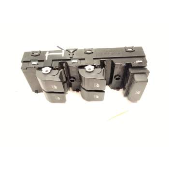 MANDO ELEVALUNAS DELANTERO IZQUIERDO 93571G3030 
