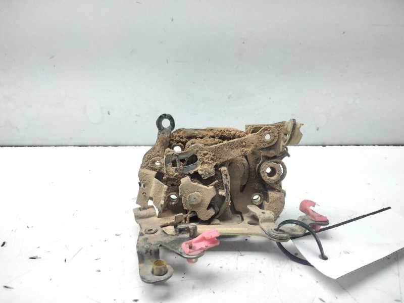 Recambio de cerradura puerta delantera derecha para nissan terrano (wd21) freeway referencia OEM IAM   