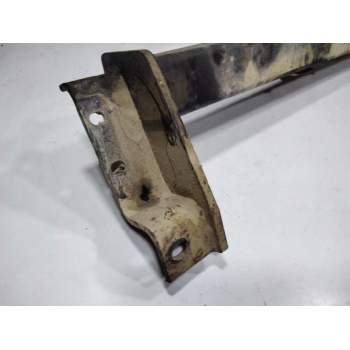 Recambio de refuerzo paragolpes trasero para nissan terrano (wd21) freeway referencia OEM IAM   