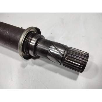 Recambio de transmision central para nissan terrano (wd21) freeway referencia OEM IAM 8200499587  
