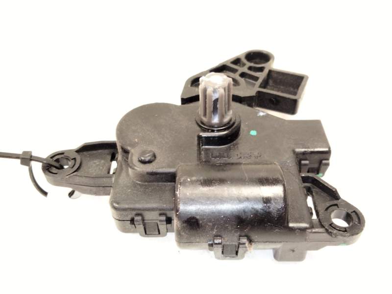Recambio de motor de trampillas para hyundai i30 (pde, pd, pden) 1.6 crdi referencia OEM IAM D267EDFAA01  