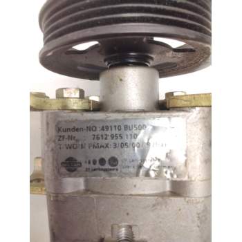 Recambio de bomba direccion para nissan almera tino (v10) 2.0 referencia OEM IAM   ZF