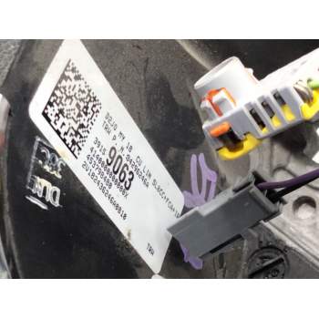 Recambio de volante para opel astra k sports tourer excellence referencia OEM IAM 39159063  